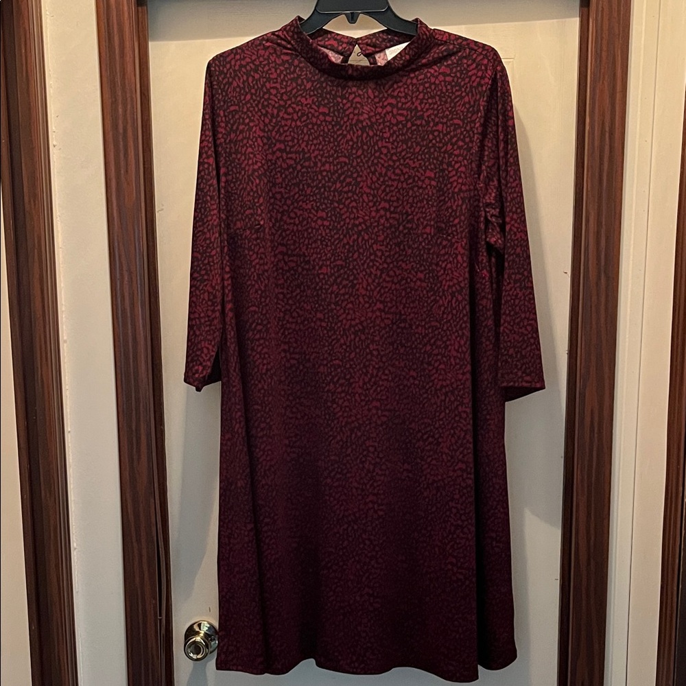 Women's Long Sleeve Burgundy Shift Dress with Subtle Pattern